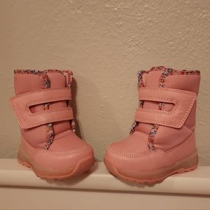 Light up size 4 snow boots
